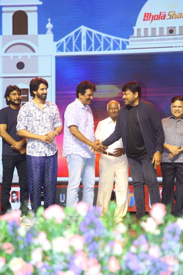 chiru-anil.jpg 58