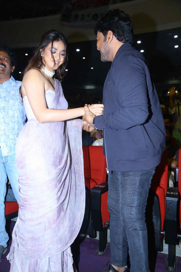 keerthysmiles-chiru.jpg 21