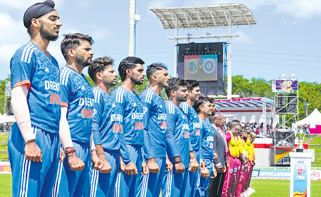 INDIA-TEAM-03680.jpg