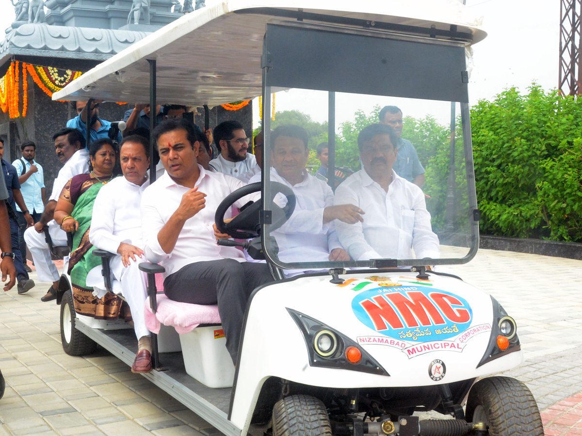 KTR_20Started_20IT_20Towers_2C_20NAC_20Building_20In_20Nizamabad_20Photos-23.jpg 22