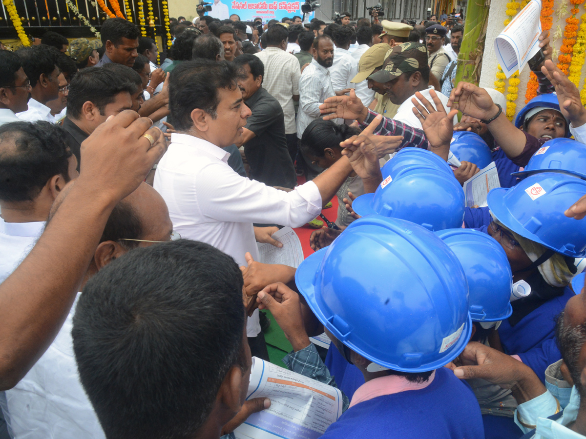 KTR_20Started_20IT_20Towers_2C_20NAC_20Building_20In_20Nizamabad_20Photos-3.jpg 3