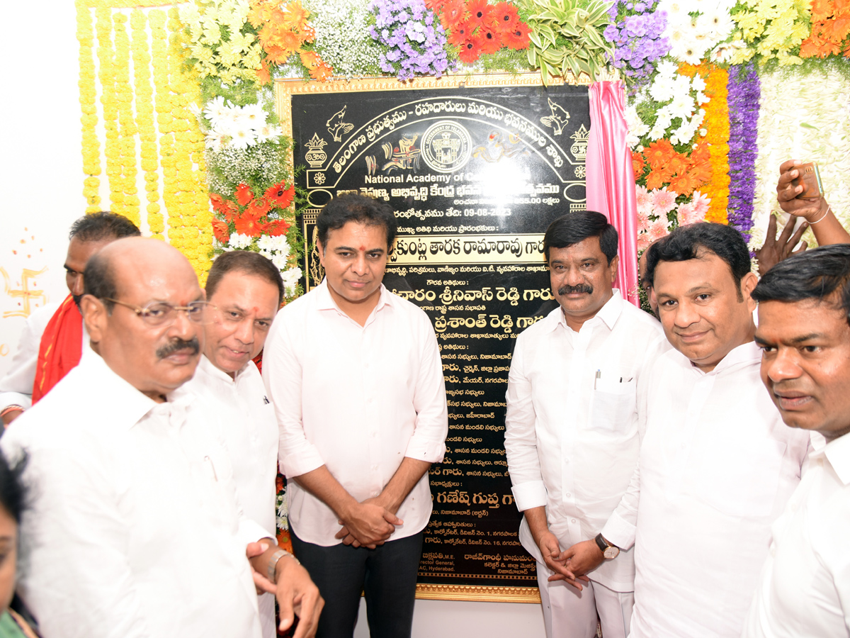 KTR_20Started_20IT_20Towers_2C_20NAC_20Building_20In_20Nizamabad_20Photos-6.jpg 5