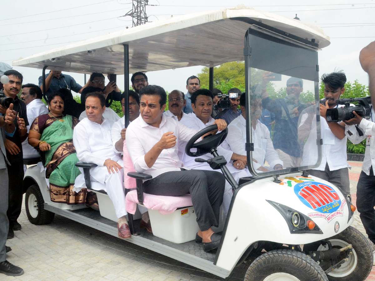 KTR_20Started_20IT_20Towers_2C_20NAC_20Building_20In_20Nizamabad_20Photos-8.jpg 7