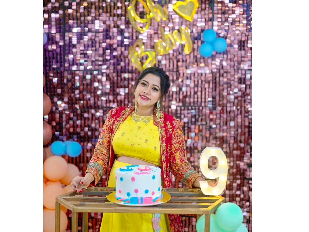 Popular_20Actress_20Lahari_20Seemantham_20Photos_4.jpg 5