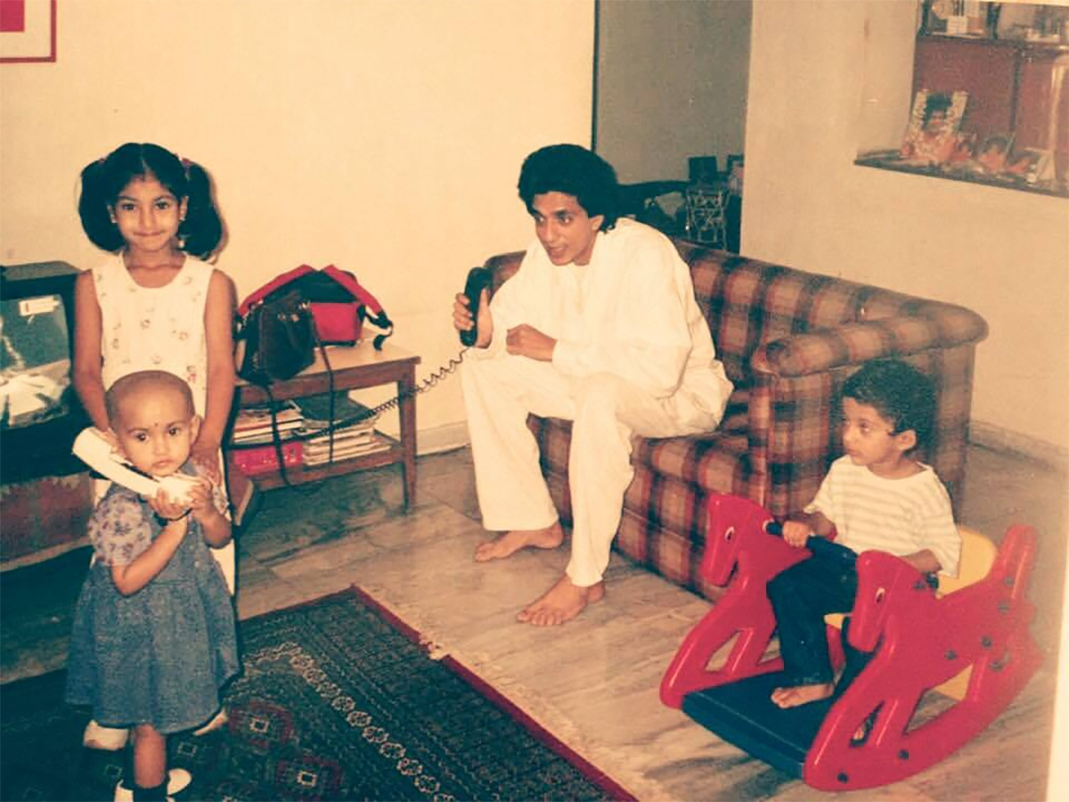 Versatile_20actor_20Raghuvaran_20Old_20Rare_20Photos-9.jpg 9