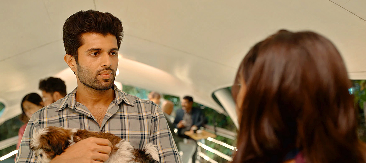 Vijay_20Devarakonda_20Samantha_20Kushi_20movie_20HD_20Stills-41.jpg 39
