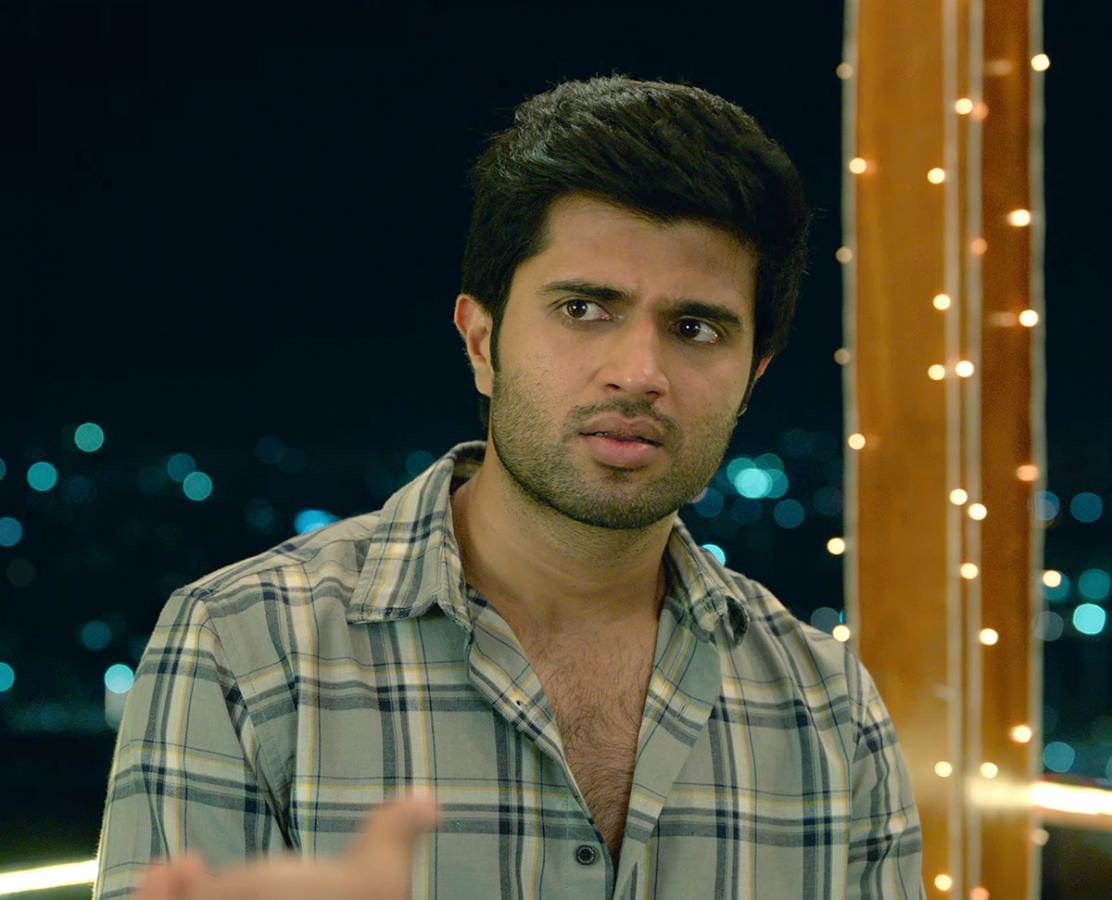 Vijay_20Devarakonda_20Samantha_20Kushi_20movie_20HD_20Stills-45.jpg 42
