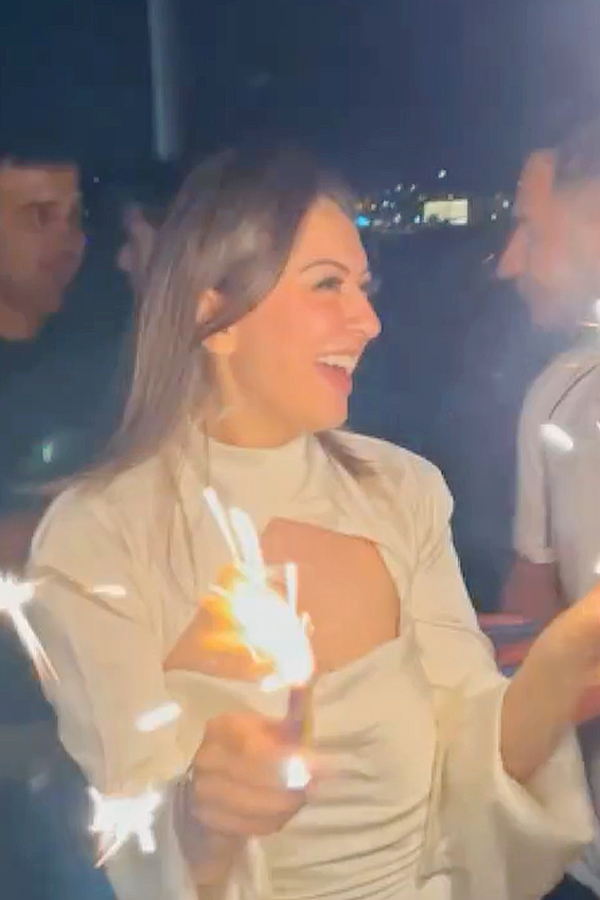 Hansika_20Motwani_20Birthday_20celebrations_20PHotos_2.jpg 3