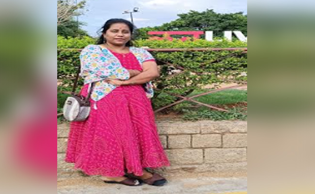 anjali.jpg