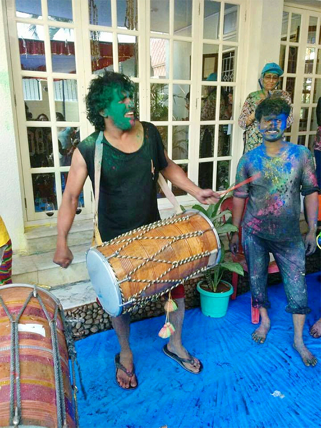 Rare_20And_20Unseen_20Photos_20Of_20Upendra_20-15.jpg 15