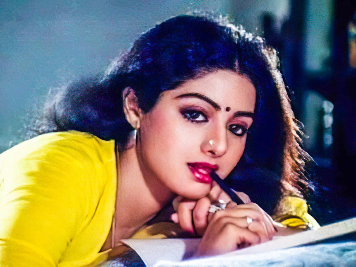 happy_20birthday_20sridevi_1.jpg 2