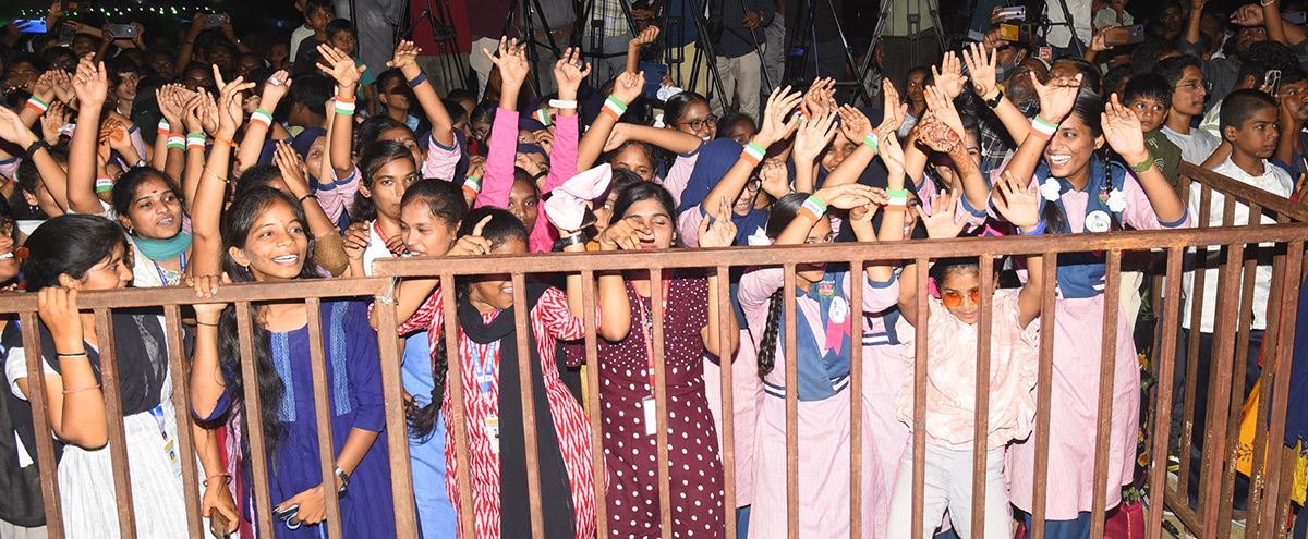 Drone_20Show_20In_20Mahaboobnagar_20Photos-12.jpg 12
