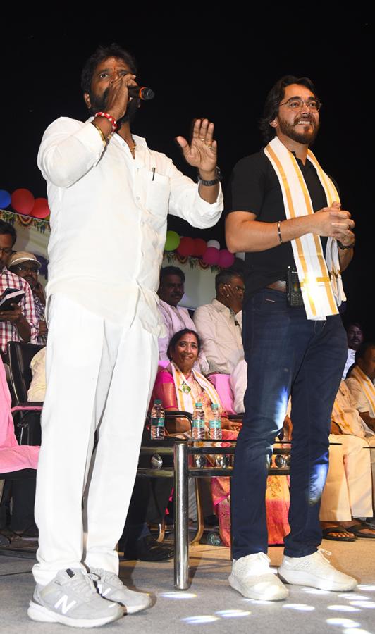 Drone_20Show_20In_20Mahaboobnagar_20Photos-7.jpg 7