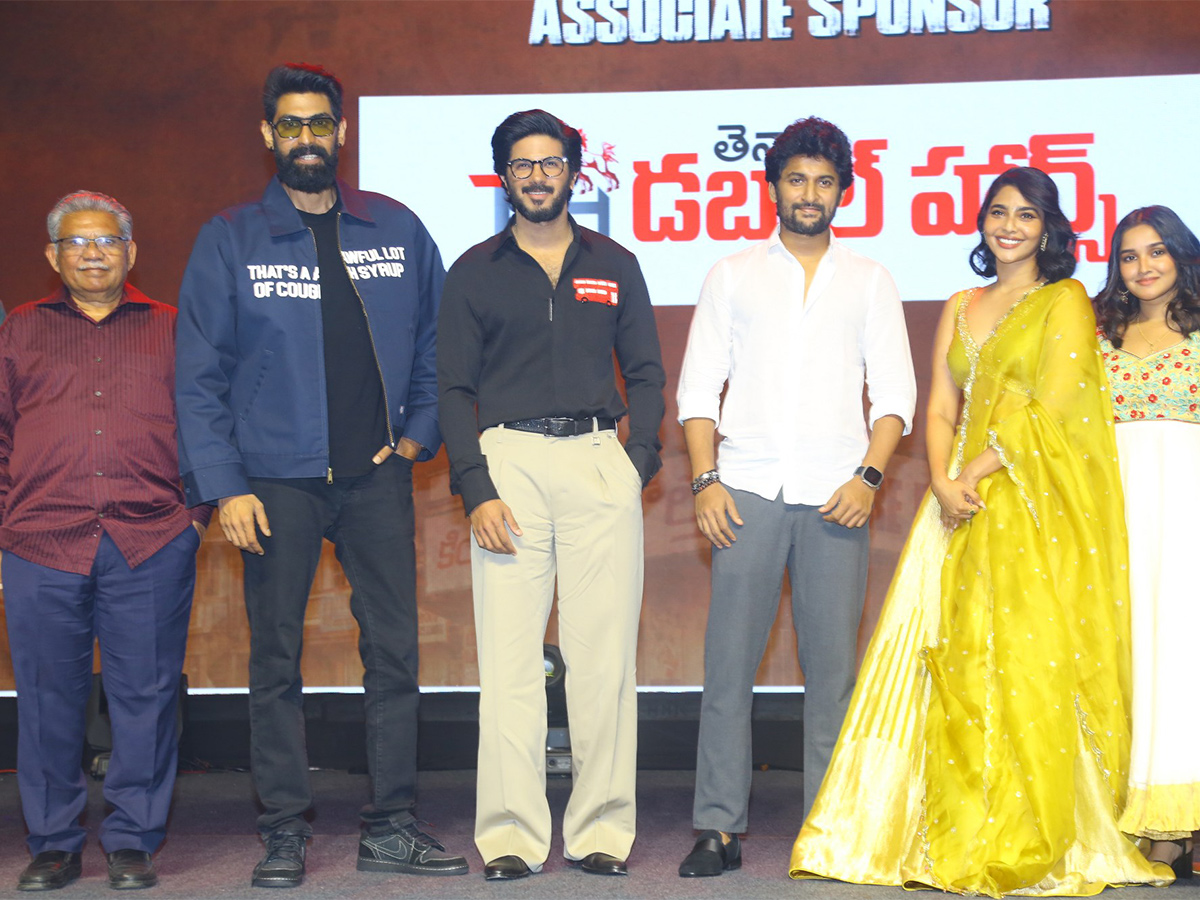 Dulquer_20Salmaan_20King_20Of_20Kotha_20Movie_20Pre_20Release_20Event-24.jpg 23