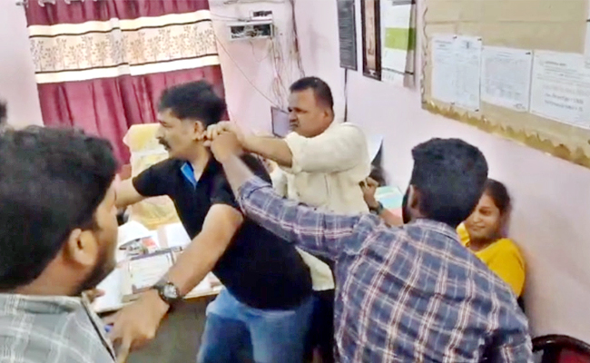 kendriya-vidyalayam-librarian-bhanu-prakash-harassed-students.jpg