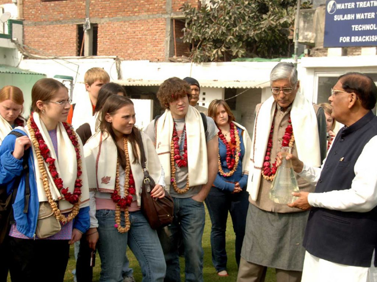 bindeshwar-pathak-humanistic-actions.jpg 21