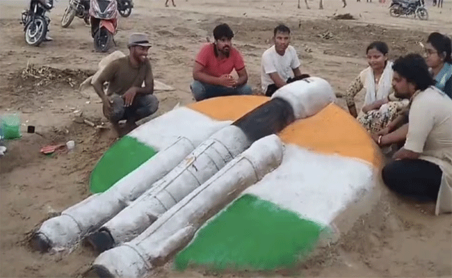 chandrayaan.gif