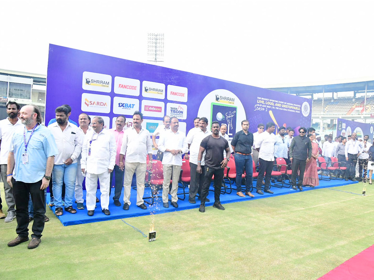 Andhra_20Premier_20League_20begin_20in_20Visakhapatnam_20Photos_15.jpg 16