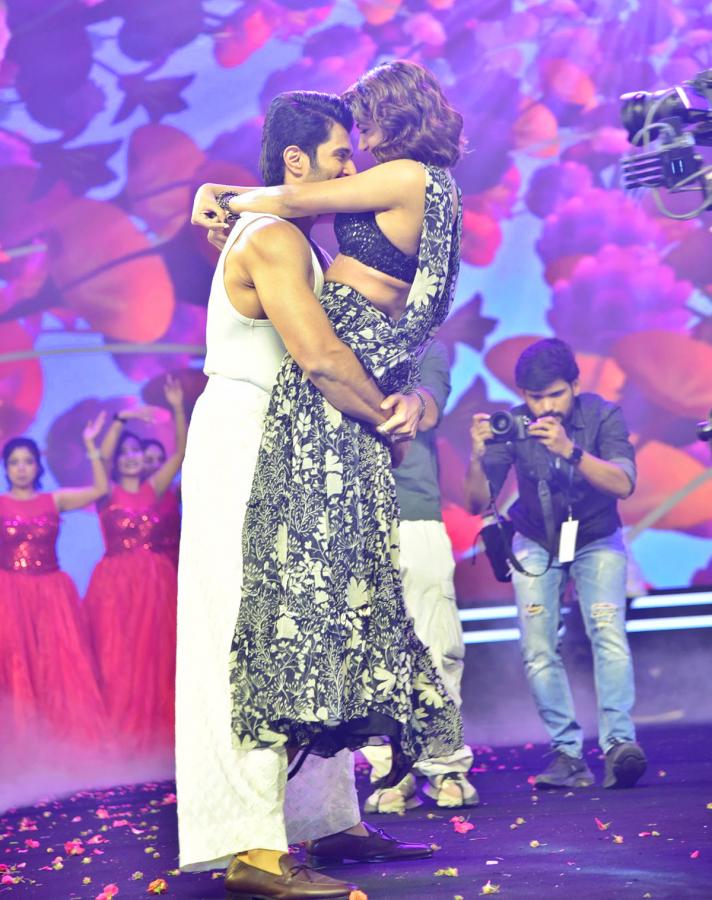 KUSHI_20Musical_20Concert_20LIVE-7.jpg 7