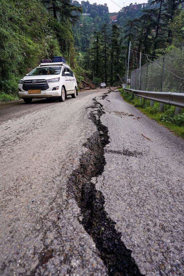 heavy_20rains_20in_20himachal_20pradesh-21.jpg 19
