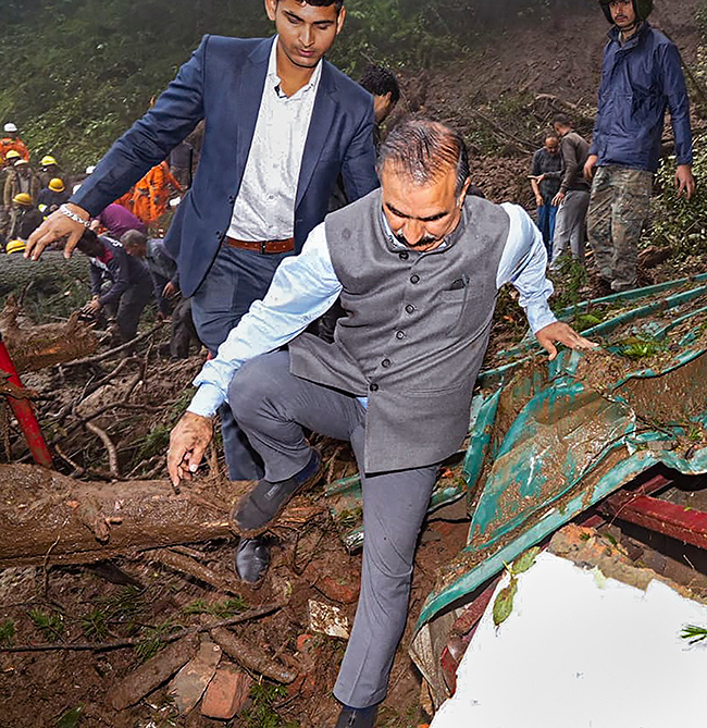 heavy_20rains_20in_20himachal_20pradesh-27.jpg 24