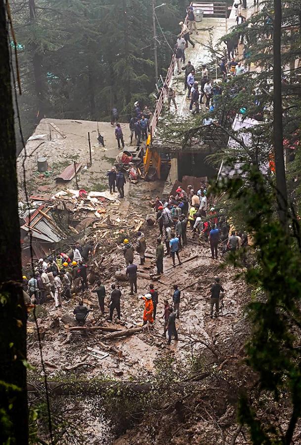 heavy_20rains_20in_20himachal_20pradesh-37.jpg 30