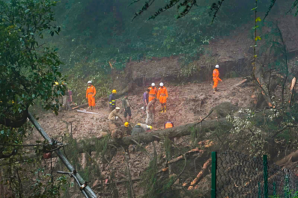 heavy_20rains_20in_20himachal_20pradesh-45.jpg 37