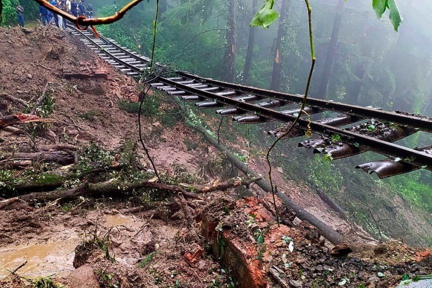 HImachal-Railway-Track.jpg