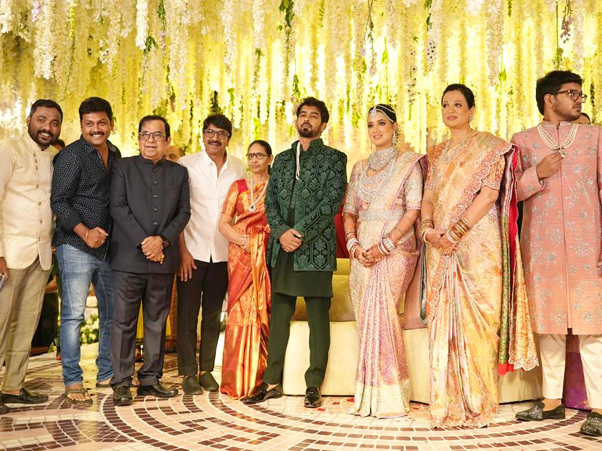 Brahmanandam_20Younger_20Son_20Siddharth_20wedding_20Photos_23.jpg 24