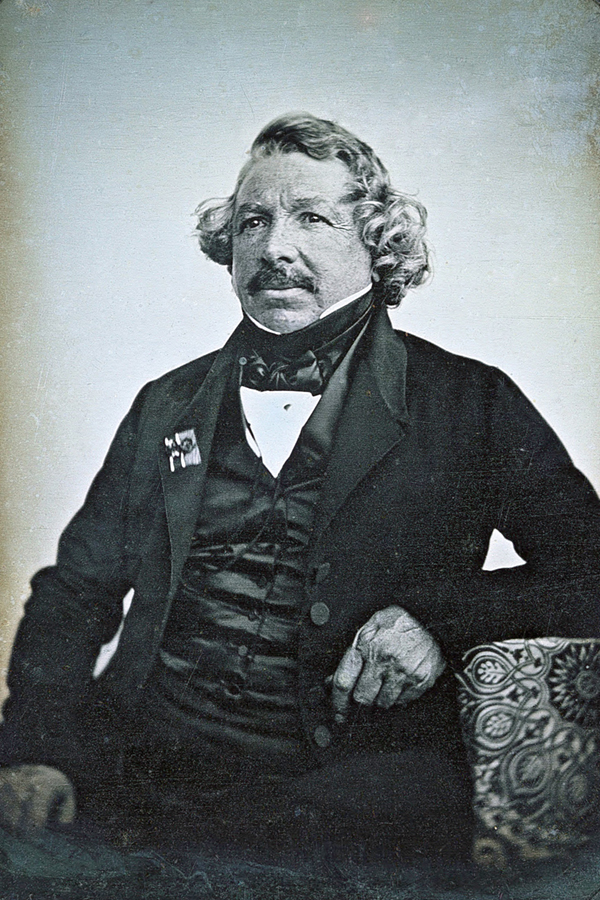 02-Louis-Daguerre.jpg 2