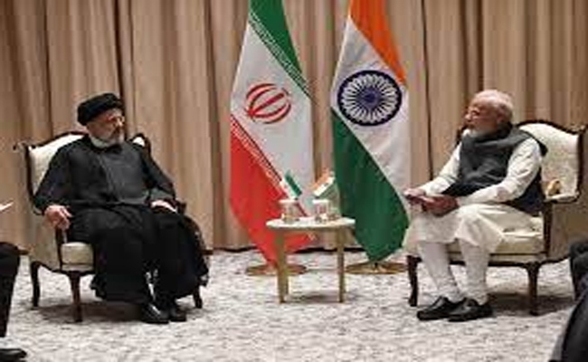 modi_2C-raisi.jpg