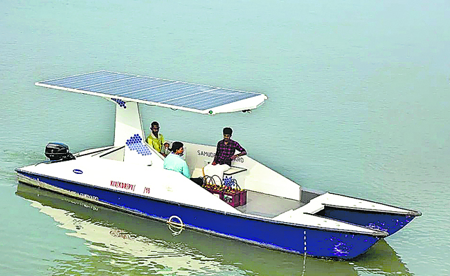 Boat.jpg