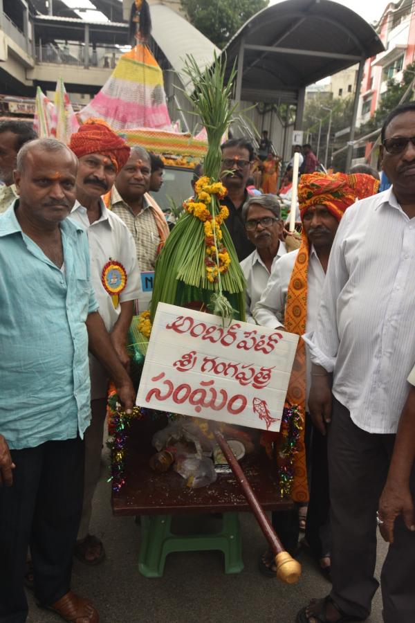 Ganga_20Teppotsavam_20Celebrations_20in_20Khairatabad-02.jpeg 3