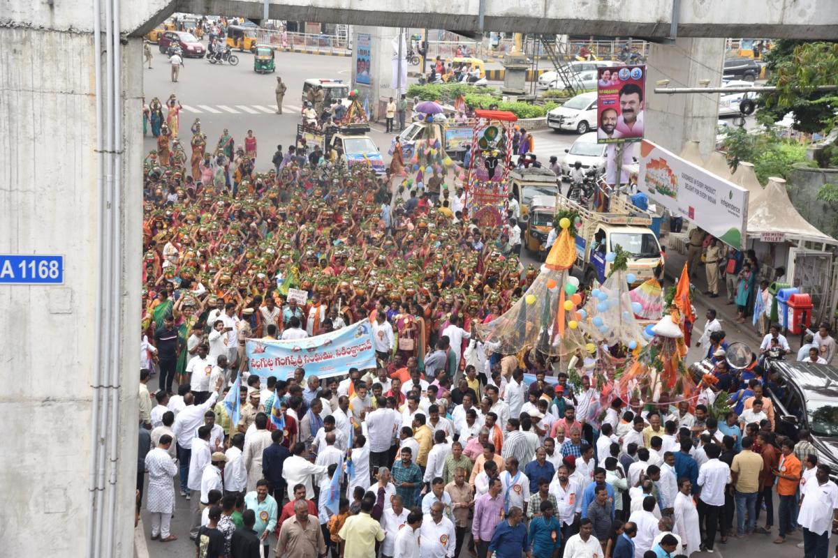 Ganga_20Teppotsavam_20Celebrations_20in_20Khairatabad-09.jpeg 9