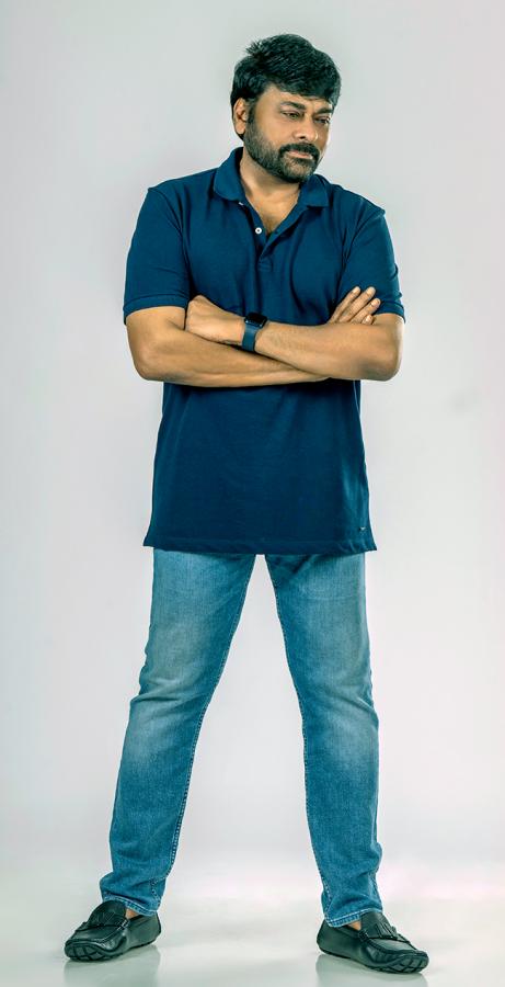Happy_20Birthday_20Megastar_20Chiranjeevi_20Photos-13.jpg 12