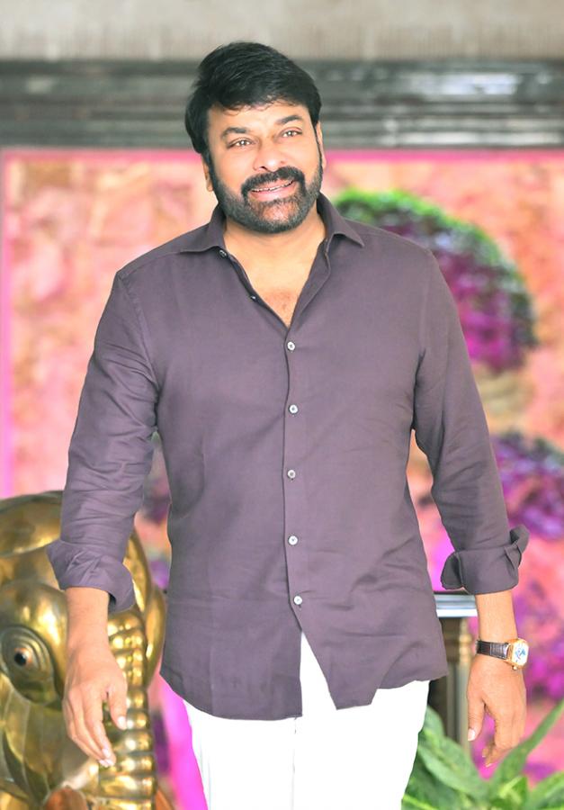 Happy_20Birthday_20Megastar_20Chiranjeevi_20Photos-3.jpg 3
