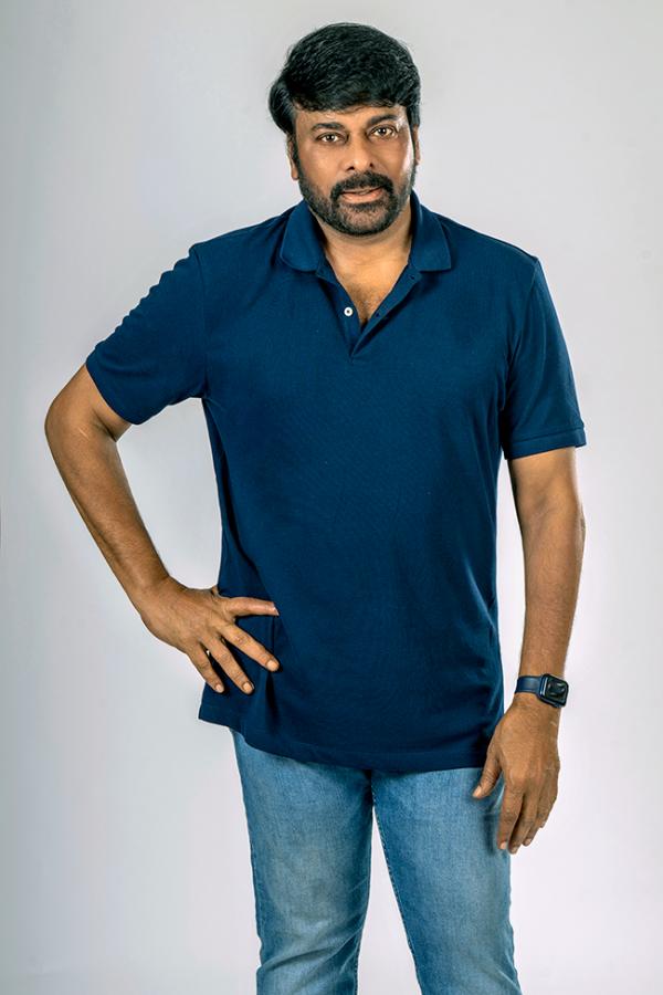 Happy_20Birthday_20Megastar_20Chiranjeevi_20Photos-5.jpg 5