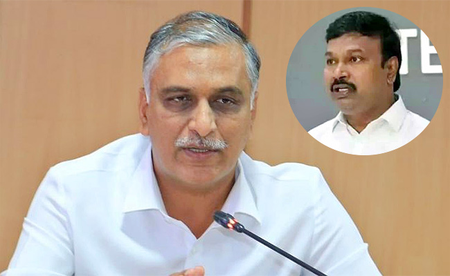Harish-Rao-Warns-Health-Director-Srinivas.jpg