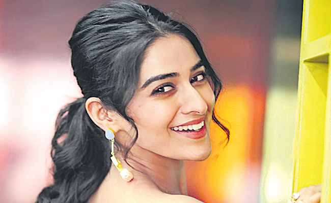 sakshi-vaidya-ga-interview-.jpg