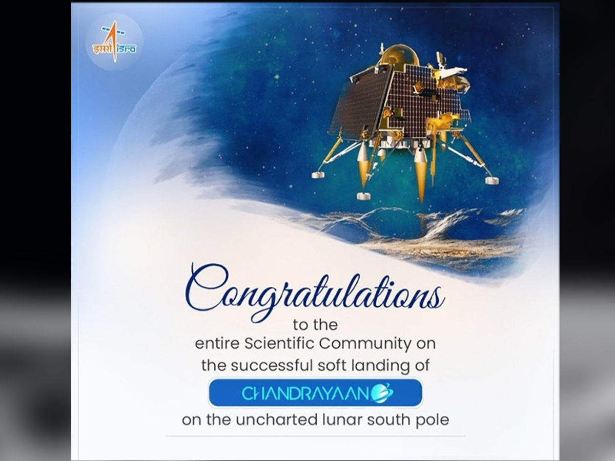 Chandrayaan-Success.jpg 12