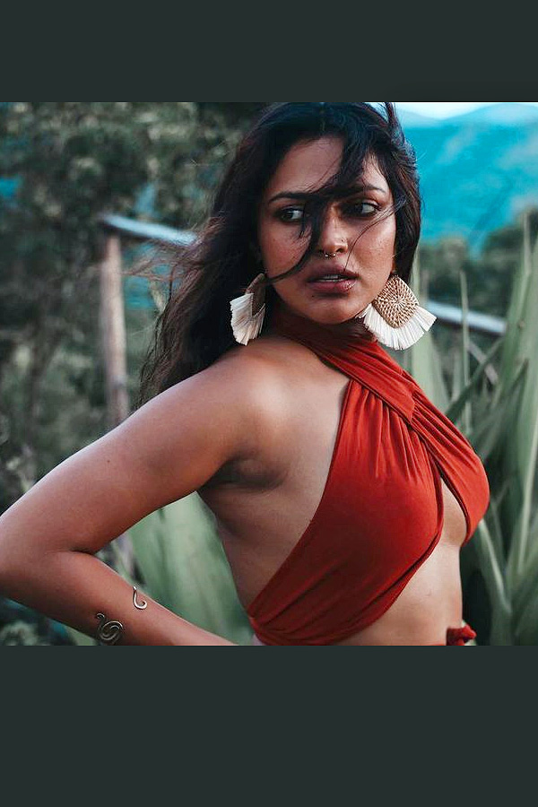 Indian_20Actress_20Amala_20Paul_20Without_20No_20Makeup_20Photos_11.jpg 12