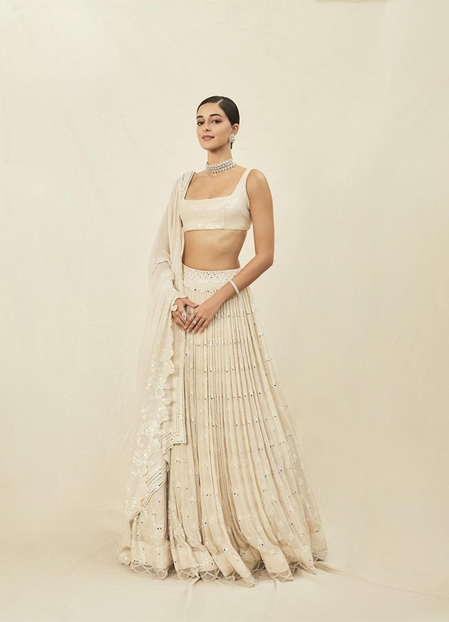 ananya_20panday_20latest_20pics-35.jpg 34
