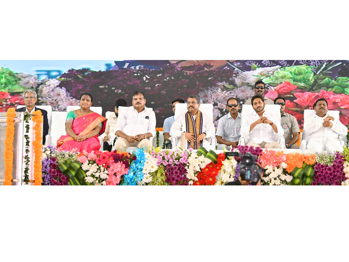 AP_20CM_20YS_20Jagan_20Visit_20Vizianagaram_20District_20Photos_6.jpg 27