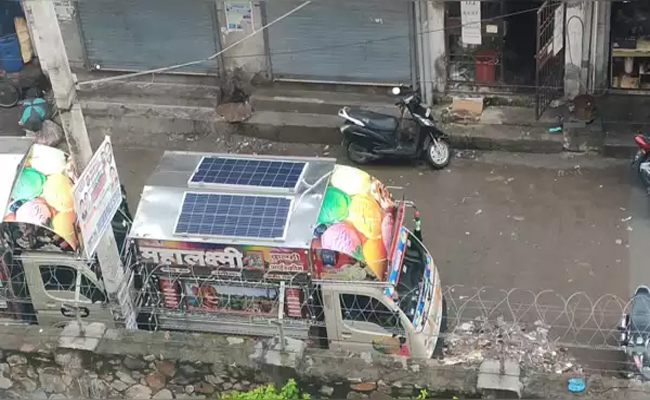 Truck.jpg