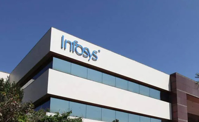 infosys-Rafael-Nadal-brand-ambassador.jpg