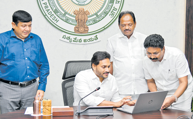 jagan11.jpg