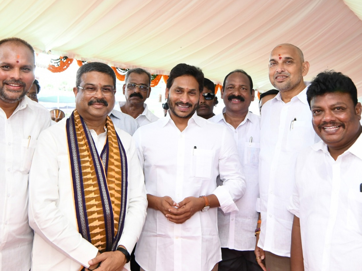 jagan_22.jpg 21