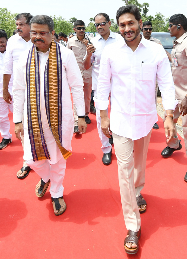 jagan_5.jpg 6
