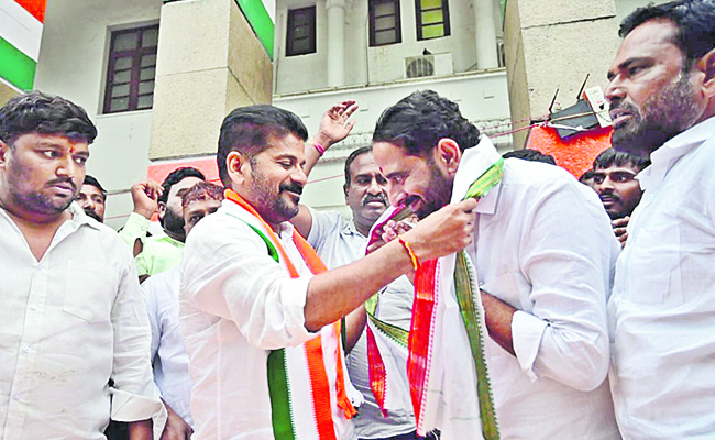 revanthreddy_2Cjaiyapalureddy.jpg