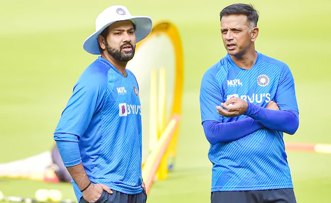 rohit-sharma-dravid.jpg